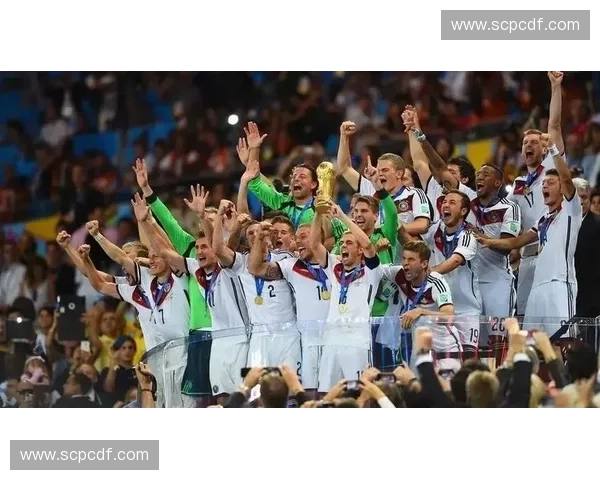 穆勒世界杯精彩瞬间回顾与德国传奇球星荣耀之路